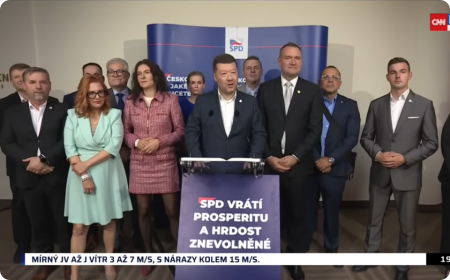 Výsledky parlamentních voleb 2025 – zasedací sál Poslanecké sněmovny České republiky